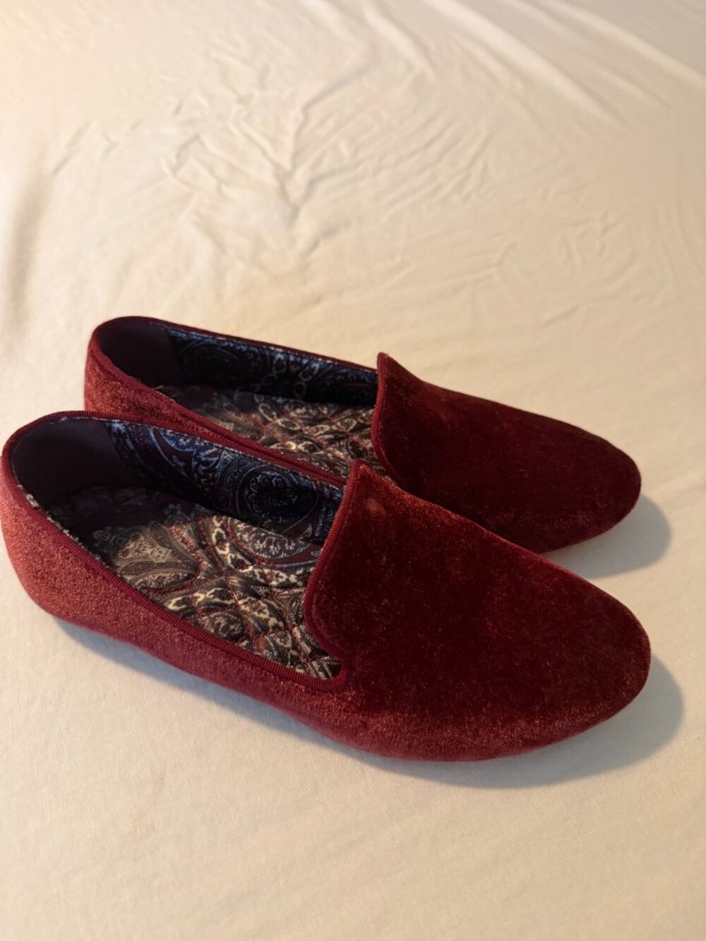 Birdies New Starling Flats – Red Velvet | Size 8 - Picture 3 of 4